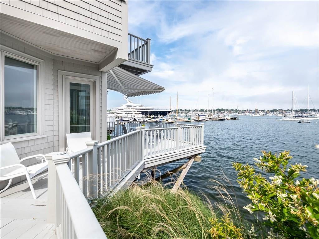 Newport, Rhode Island, 02840, United States, ,3 BathroomsBathrooms,Residential,Active,1790147