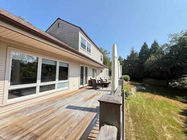 Westerly, Rhode Island, 02891, United States, 5 Bedrooms Bedrooms, ,4 BathroomsBathrooms,Residential,Active,1904145