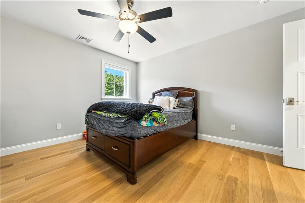 Smithfield, Rhode Island, 02917, United States, 4 Bedrooms Bedrooms, ,7 BathroomsBathrooms,Residential,Active,1944274