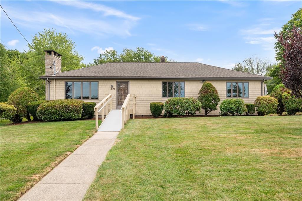 Cumberland, Rhode Island, 02864, United States, 3 Bedrooms Bedrooms, ,2 BathroomsBathrooms,Residential,Active,1926706