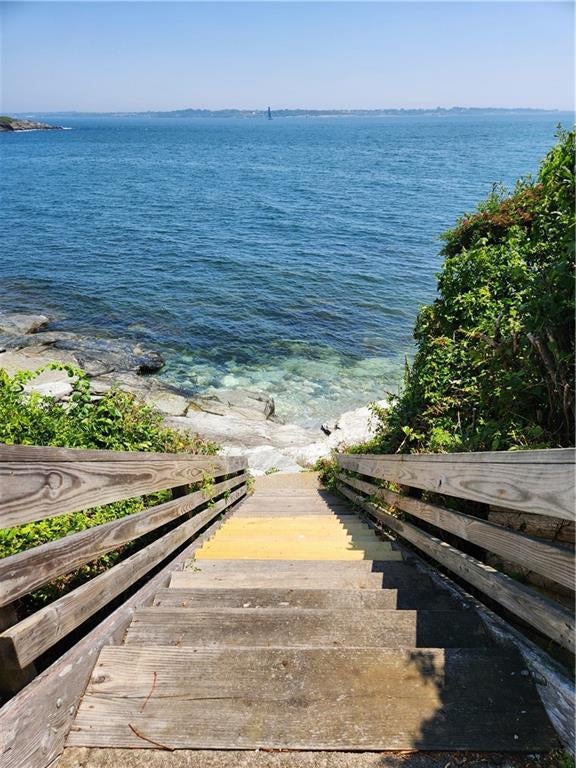 Jamestown, Rhode Island, 02835, United States, 3 Bedrooms Bedrooms, ,3 BathroomsBathrooms,Residential,Active,1904752