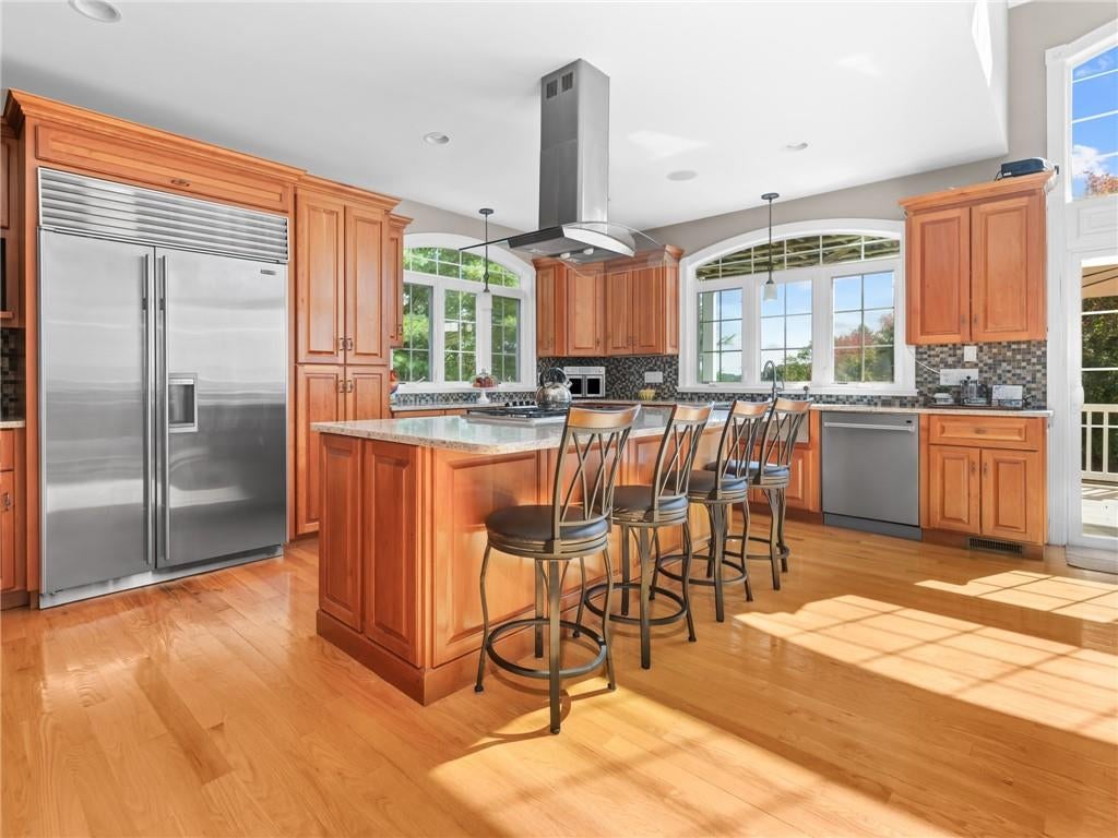 Cumberland, Rhode Island, 02864, United States, 4 Bedrooms Bedrooms, ,5 BathroomsBathrooms,Residential,Active,1953257