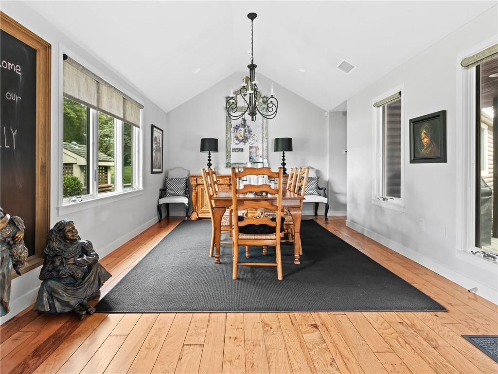 Smithfield, Rhode Island, 02917, United States, 3 Bedrooms Bedrooms, ,3 BathroomsBathrooms,Residential,Active,1953020