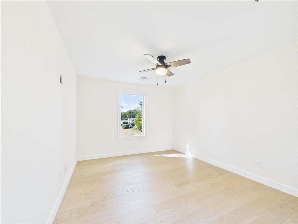 North Kingstown, Rhode Island, 02852, United States, 3 Bedrooms Bedrooms, ,3 BathroomsBathrooms,Residential,Active,1929459