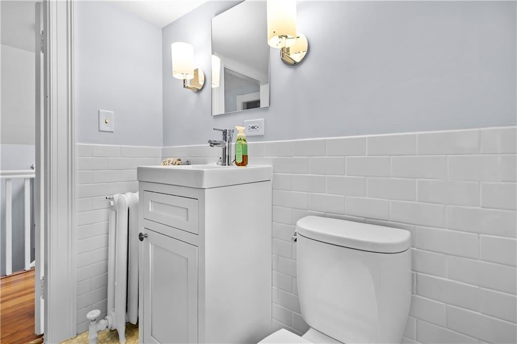 Brookline, Massachusetts, 02445, United States, 5 Bedrooms Bedrooms, ,4 BathroomsBathrooms,Residential,Active,1905132