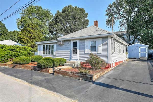 15 CHELMSFORD AVE, WARWICK, RI 02889 - Image 1