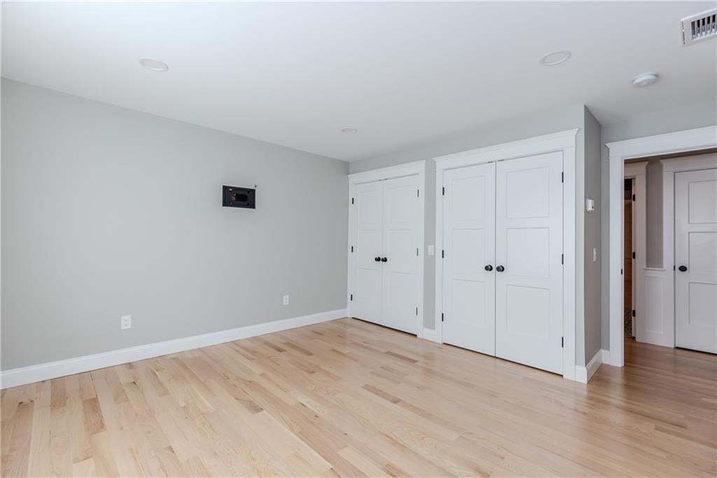 Cranston, Rhode Island, 02921, United States, 3 Bedrooms Bedrooms, ,4 BathroomsBathrooms,Residential,Active,2011445