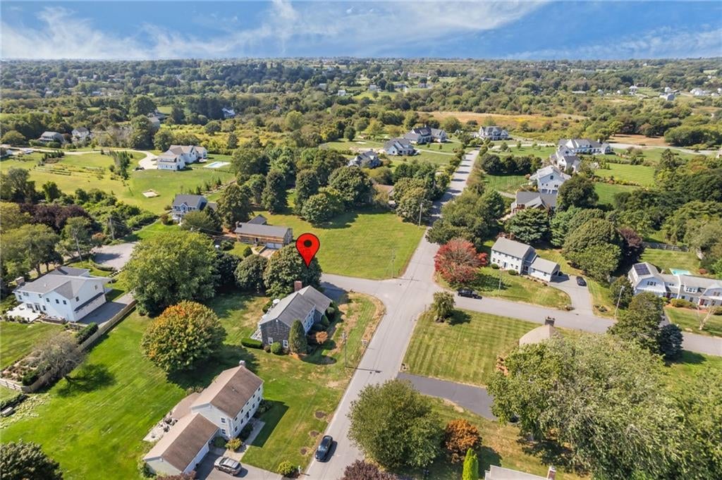 Portsmouth, Rhode Island, 02871, United States, 4 Bedrooms Bedrooms, ,3 BathroomsBathrooms,Residential,Active,1952506