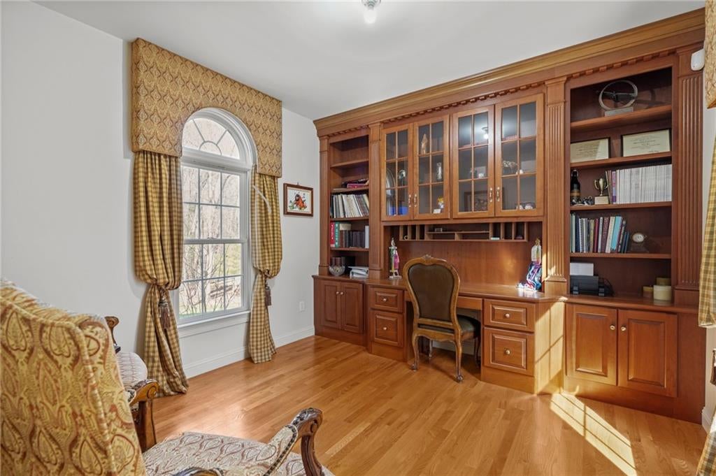 East Greenwich, Rhode Island, 02818, United States, ,4 BathroomsBathrooms,Residential,Active,1791211