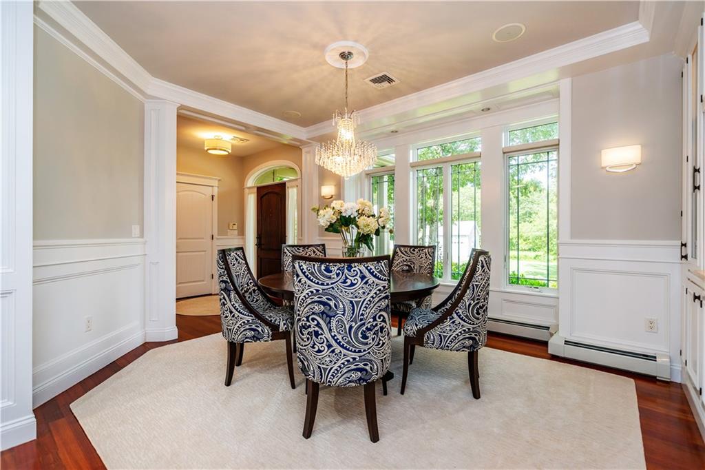 Smithfield, Rhode Island, 02917, United States, 4 Bedrooms Bedrooms, ,3 BathroomsBathrooms,Residential,Active,1929673