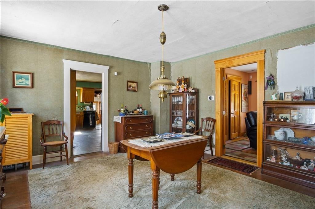 Cranston, Rhode Island, 02921, United States, ,1 BathroomBathrooms,Residential,Active,1703839