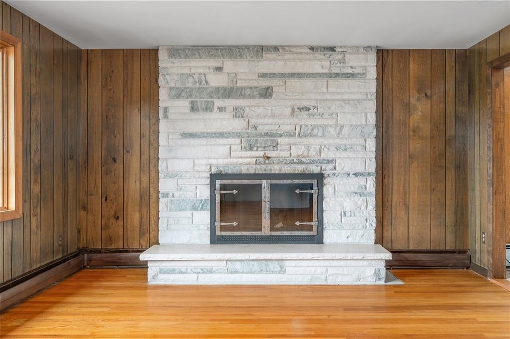 Cumberland, Rhode Island, 02864, United States, 3 Bedrooms Bedrooms, ,2 BathroomsBathrooms,Residential,Active,1926706