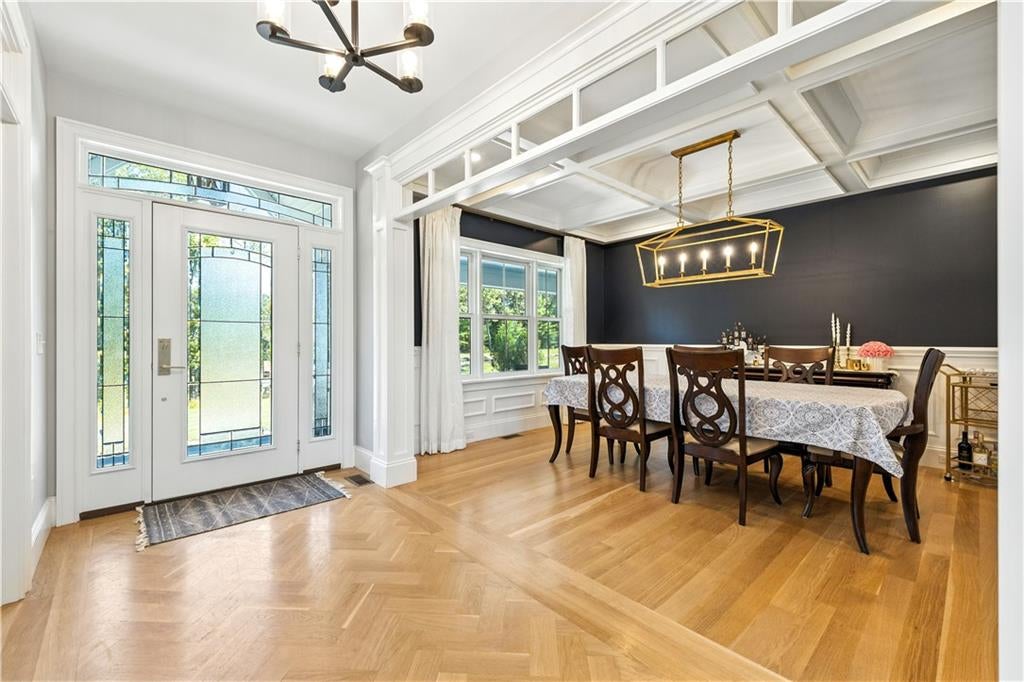 Smithfield, Rhode Island, 02917, United States, 4 Bedrooms Bedrooms, ,7 BathroomsBathrooms,Residential,Active,1944274