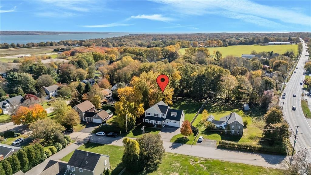 Portsmouth, Rhode Island, 02871, United States, 4 Bedrooms Bedrooms, ,4 BathroomsBathrooms,Residential,Active,1970995