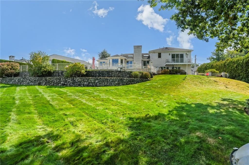 North Providence, Rhode Island, 02904, United States, 3 Bedrooms Bedrooms, ,4 BathroomsBathrooms,Residential,Active,1945229