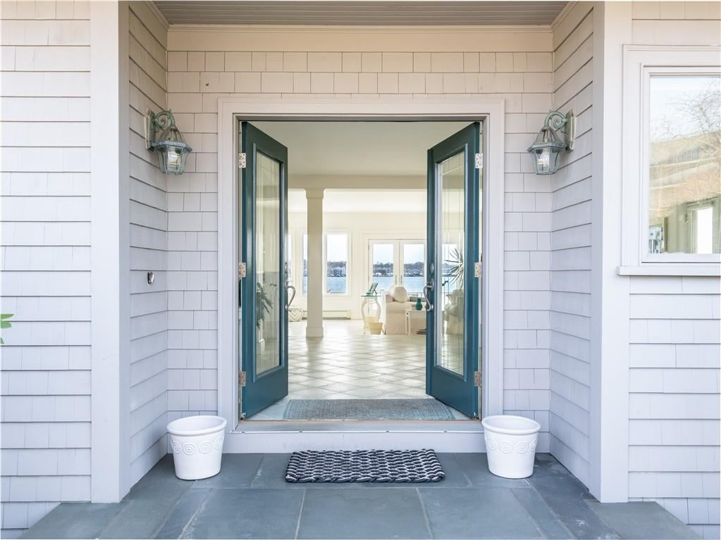 Newport, Rhode Island, 02840, United States, ,3 BathroomsBathrooms,Residential,Active,1790147