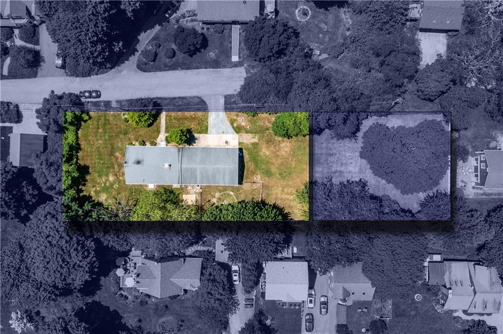 Jamestown, Rhode Island, 02835, United States, 3 Bedrooms Bedrooms, ,1 BathroomBathrooms,Residential,Pending,1834481