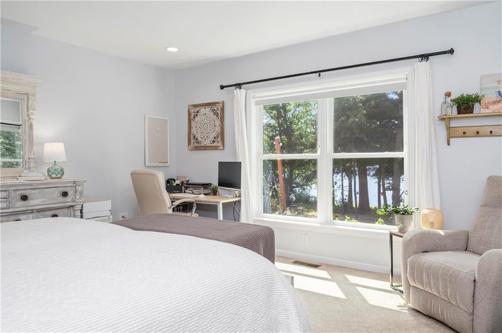 Burrillville, Rhode Island, 02859, United States, 4 Bedrooms Bedrooms, ,3 BathroomsBathrooms,Residential,Active,1945228