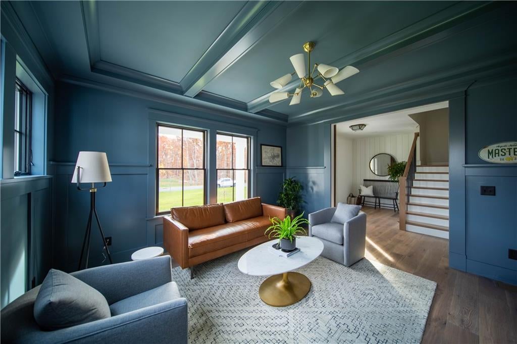 East Greenwich, Rhode Island, 02818, United States, ,3 BathroomsBathrooms,Residential,Active,1718901