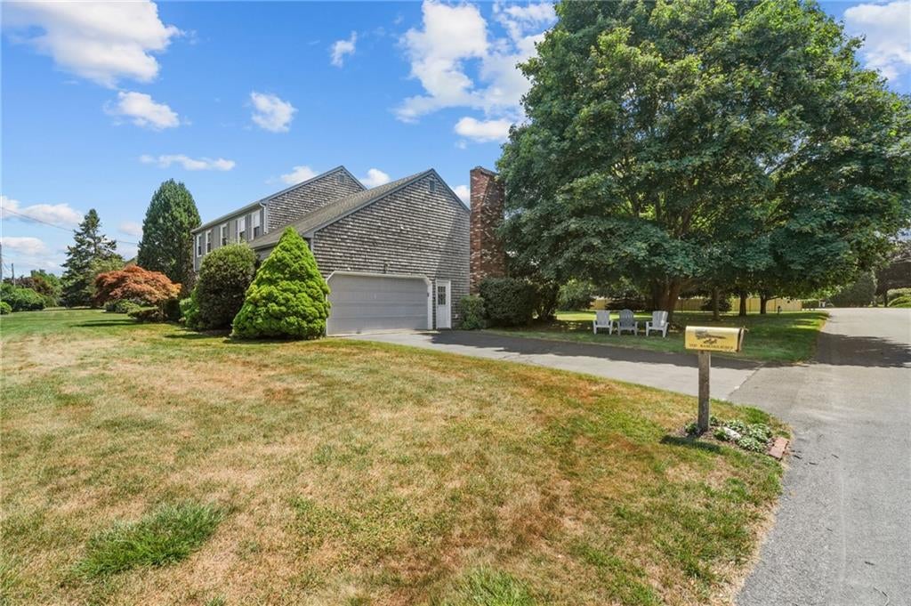 Portsmouth, Rhode Island, 02871, United States, 4 Bedrooms Bedrooms, ,3 BathroomsBathrooms,Residential,Active,1904703
