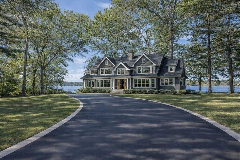 Barrington, Rhode Island, 02806, United States, 1 Bedroom Bedrooms, ,2 BathroomsBathrooms,Residential,Active,2010902