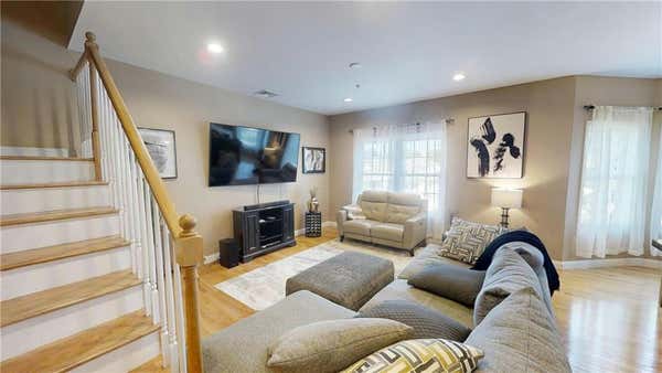 620 MAIN ST APT 3, EAST GREENWICH, RI 02818 - Image 1