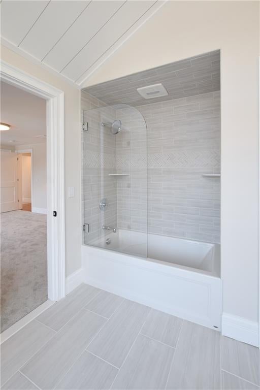 East Greenwich, Rhode Island, 02818, United States, 5 Bedrooms Bedrooms, ,5 BathroomsBathrooms,Residential,Active,1985571