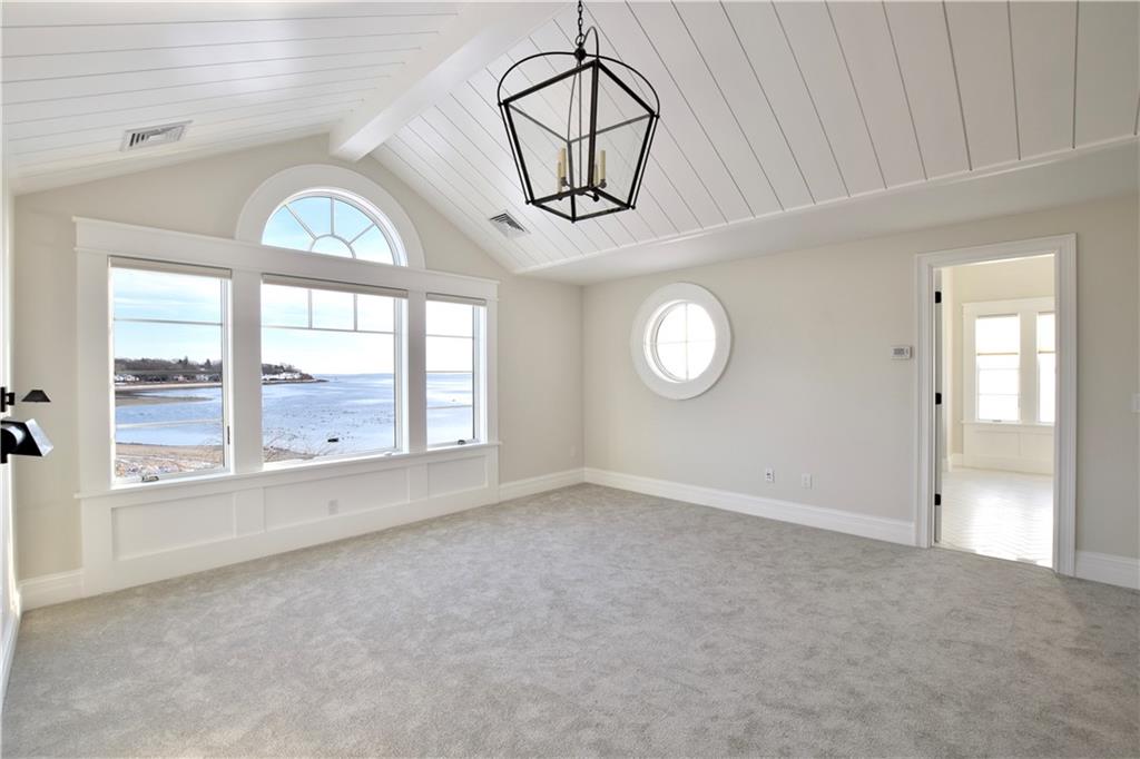 East Greenwich, Rhode Island, 02818, United States, 5 Bedrooms Bedrooms, ,5 BathroomsBathrooms,Residential,Active,1985571