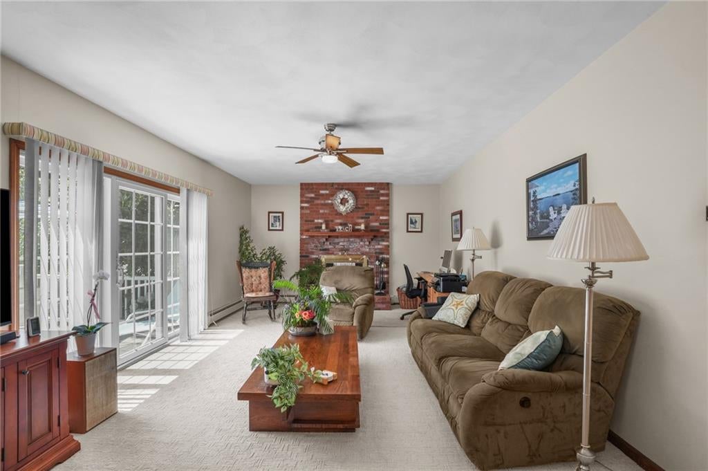 Portsmouth, Rhode Island, 02871, United States, 4 Bedrooms Bedrooms, ,3 BathroomsBathrooms,Residential,Active,1904703