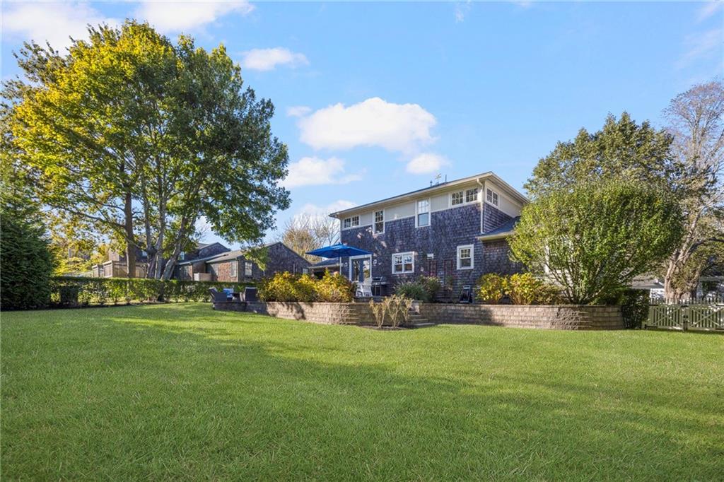 Newport, Rhode Island, 02840, United States, 4 Bedrooms Bedrooms, ,3 BathroomsBathrooms,Residential,Active,1959529