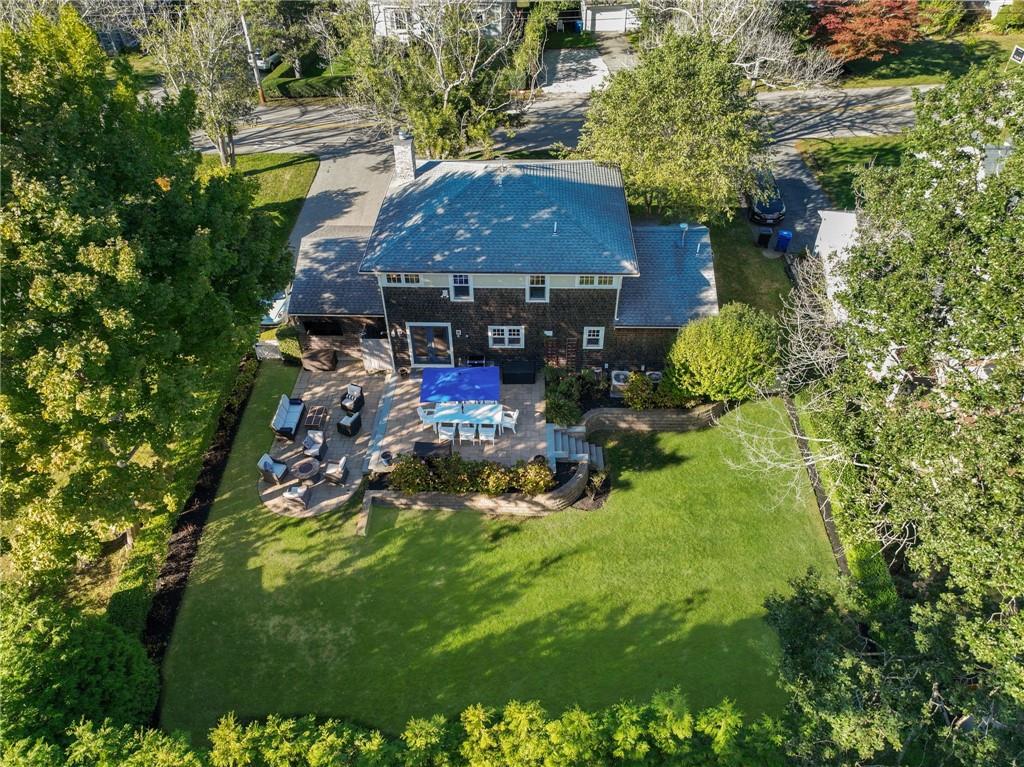 Newport, Rhode Island, 02840, United States, 4 Bedrooms Bedrooms, ,3 BathroomsBathrooms,Residential,Active,1959529