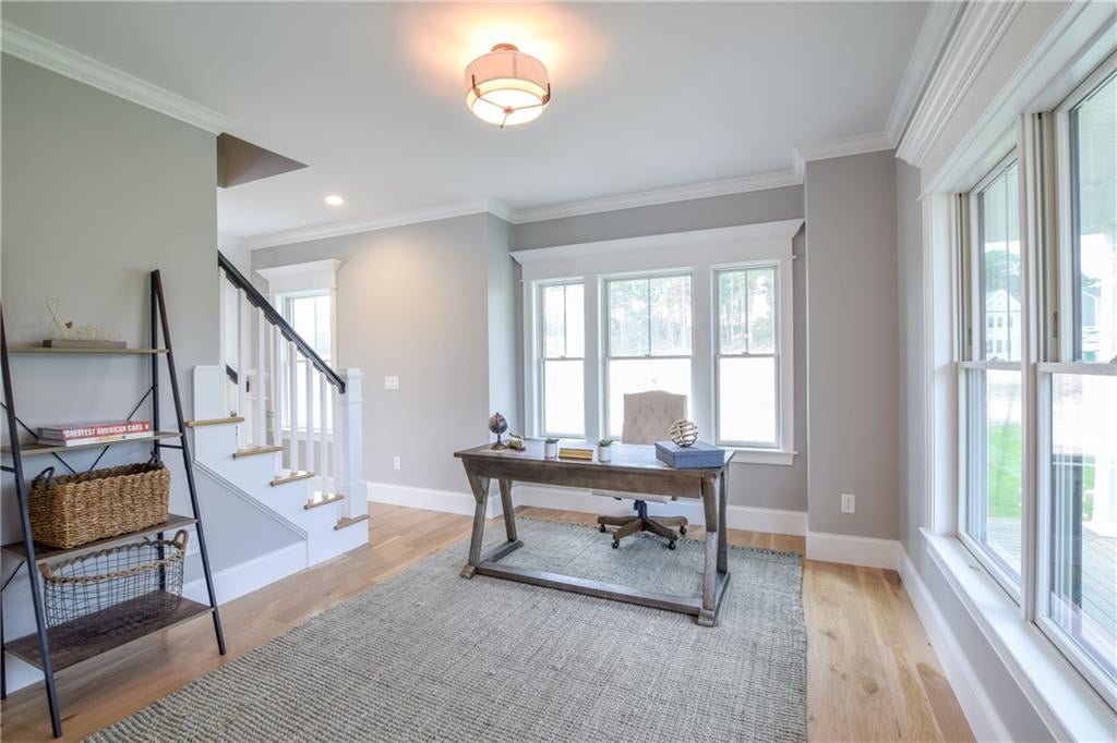 Cranston, Rhode Island, 02920, United States, ,3 BathroomsBathrooms,Residential,Active,1703342
