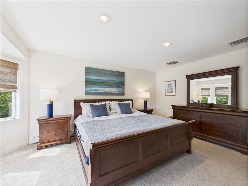 South Kingstown, Rhode Island, 02879, United States, 3 Bedrooms Bedrooms, ,3 BathroomsBathrooms,Residential,Pending,1920270