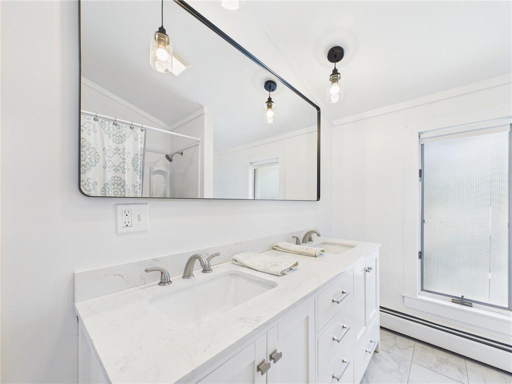 Narragansett, Rhode Island, 02882, United States, 4 Bedrooms Bedrooms, ,3 BathroomsBathrooms,Residential,Active,1862887