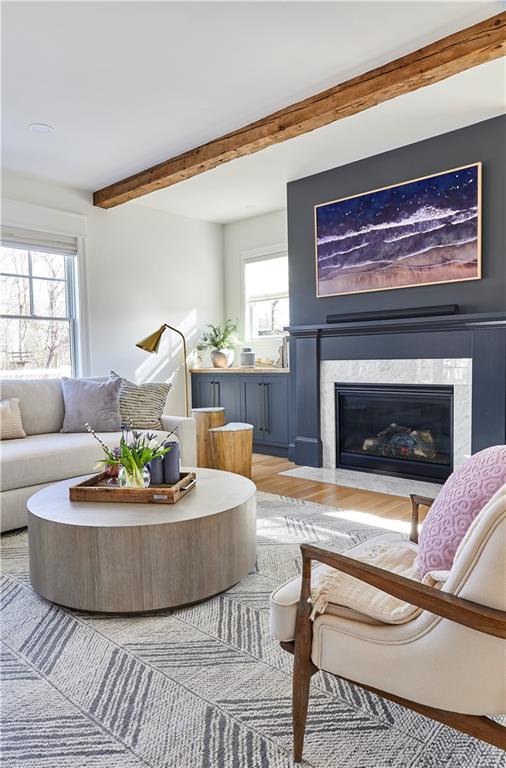 East Greenwich, Rhode Island, 02818, United States, 5 Bedrooms Bedrooms, ,4 BathroomsBathrooms,Residential,Active,2014615