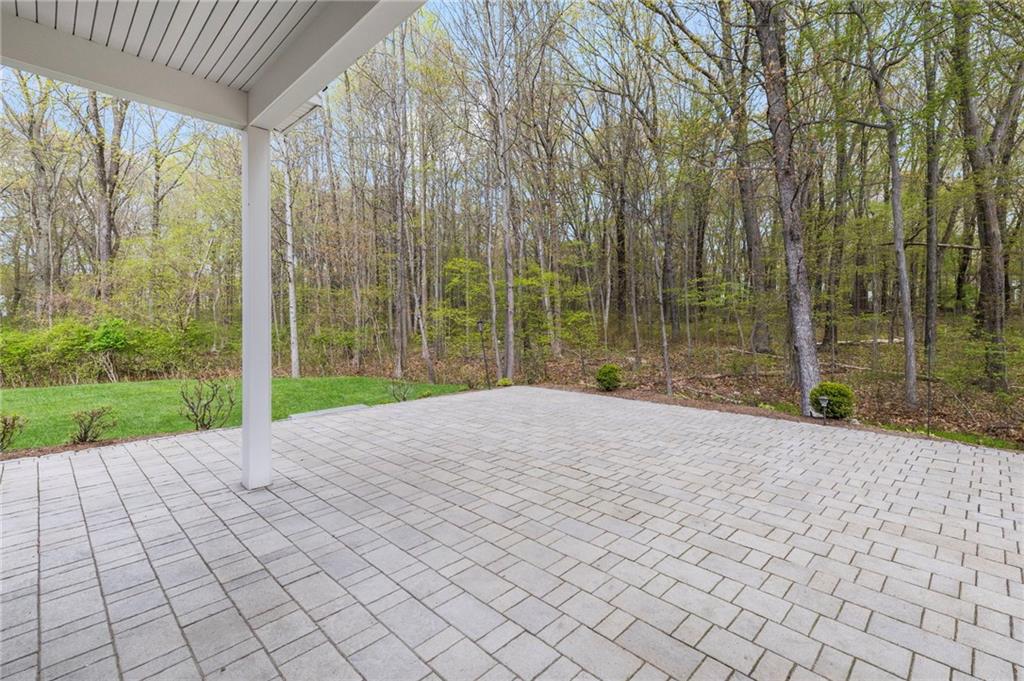 Cranston, Rhode Island, 02921, United States, 3 Bedrooms Bedrooms, ,3 BathroomsBathrooms,Residential,Active,2043797