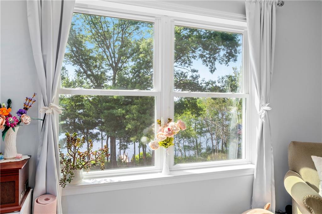 Burrillville, Rhode Island, 02859, United States, 4 Bedrooms Bedrooms, ,3 BathroomsBathrooms,Residential,Active,1945228