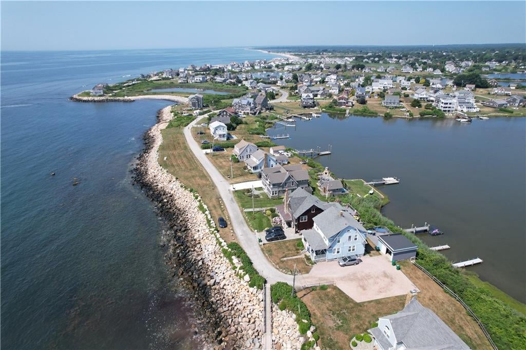 South Kingstown, Rhode Island, 02879, United States, 3 Bedrooms Bedrooms, ,1 BathroomBathrooms,Residential,Active,1905125