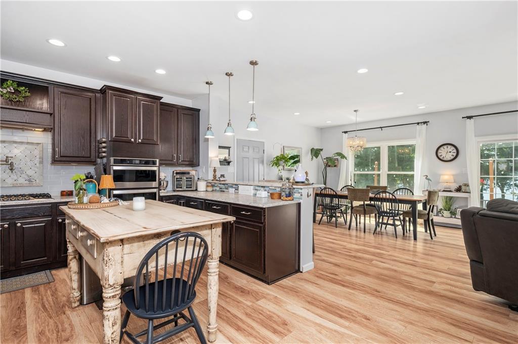 Burrillville, Rhode Island, 02859, United States, 4 Bedrooms Bedrooms, ,3 BathroomsBathrooms,Residential,Active,1945228