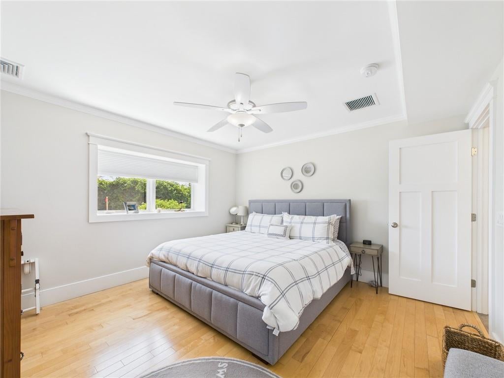 Jamestown, Rhode Island, 02835, United States, 3 Bedrooms Bedrooms, ,3 BathroomsBathrooms,Residential,Active,1904752