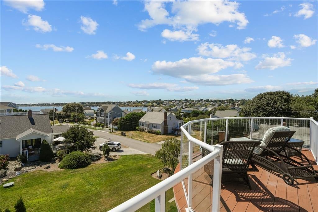 Narragansett, Rhode Island, 02882, United States, 4 Bedrooms Bedrooms, ,4 BathroomsBathrooms,Residential,Active,1929419