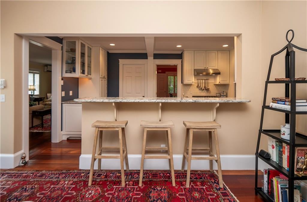 Newport, Rhode Island, 02840, United States, 4 Bedrooms Bedrooms, ,5 BathroomsBathrooms,Residential,Active,1893238