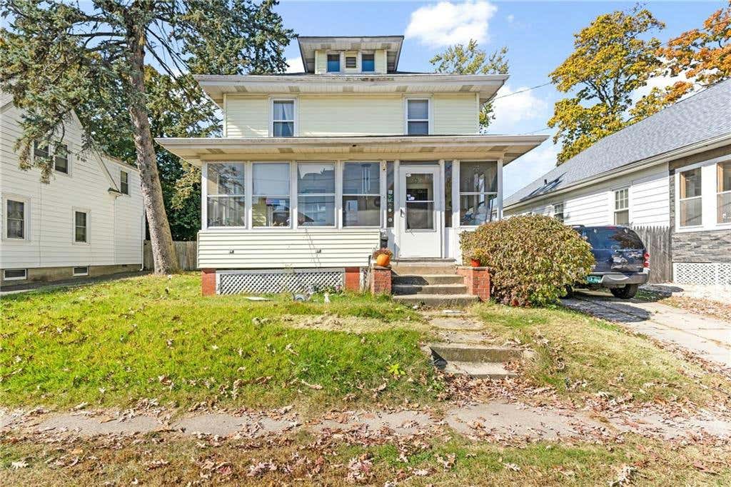 101 KNOLLWOOD AVE, CRANSTON, RI 02910, photo 1 of 16