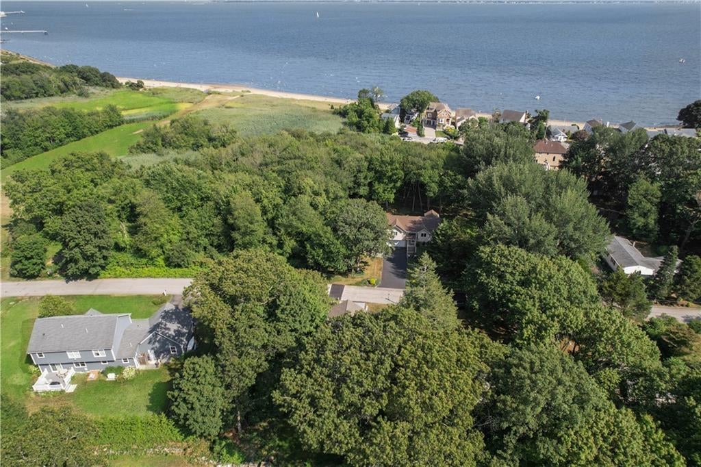 North Kingstown, Rhode Island, 02852, United States, 3 Bedrooms Bedrooms, ,3 BathroomsBathrooms,Residential,Active,1929459