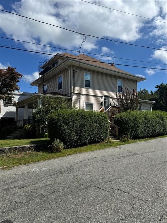 West Warwick, Rhode Island, 02893, United States, ,Residential,Active,1936416