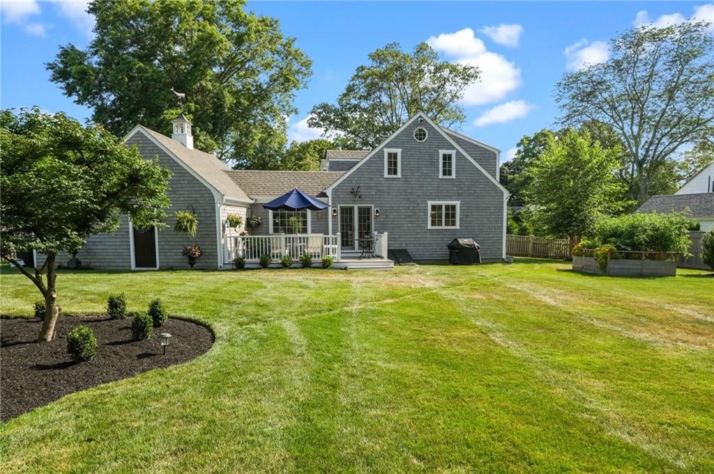 East Greenwich, Rhode Island, 02818, United States, 3 Bedrooms Bedrooms, ,3 BathroomsBathrooms,Residential,Active,1900189
