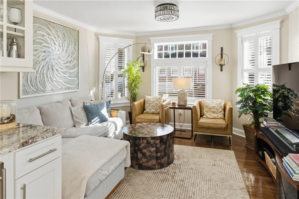 Newport, Rhode Island, 02840, United States, 4 Bedrooms Bedrooms, ,4 BathroomsBathrooms,Residential,Active,2007171