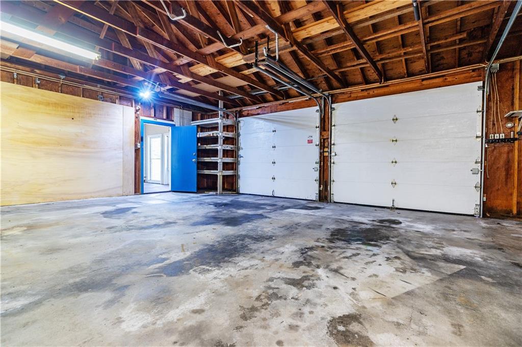 Jamestown, Rhode Island, 02835, United States, 3 Bedrooms Bedrooms, ,1 BathroomBathrooms,Residential,Active,1945050