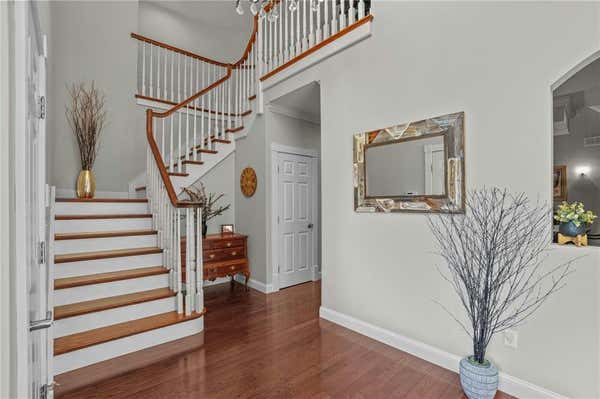 4 SPYGLASS CIR # B, HOPKINTON, RI 02832, photo 5 of 50