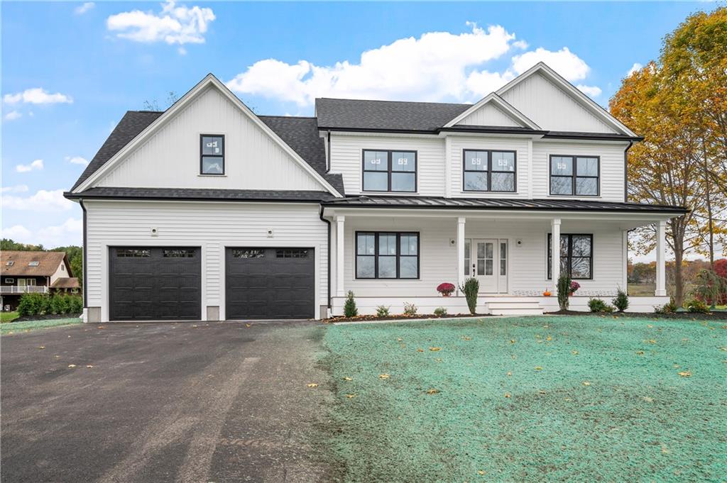 Cumberland, Rhode Island, 02864, United States, 4 Bedrooms Bedrooms, ,3 BathroomsBathrooms,Residential,Active,1973327